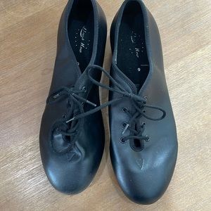 Block Tap shoes size 6M